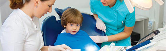 I bambini hanno paura dei dentisti! Colpa dei genitori..